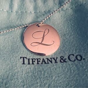 Tiffany Alphabet Note “L” pendant necklace